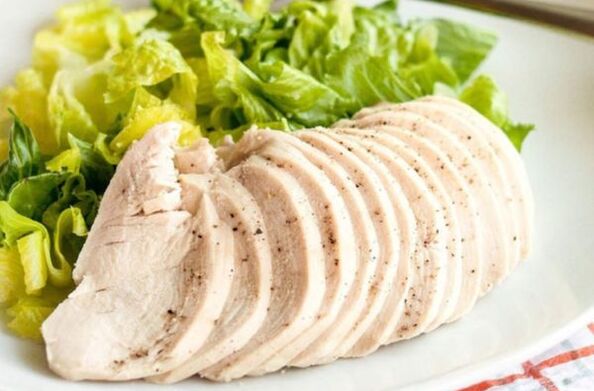 Boiled chicken meat is high in protein and is great for the Japanese diet. 